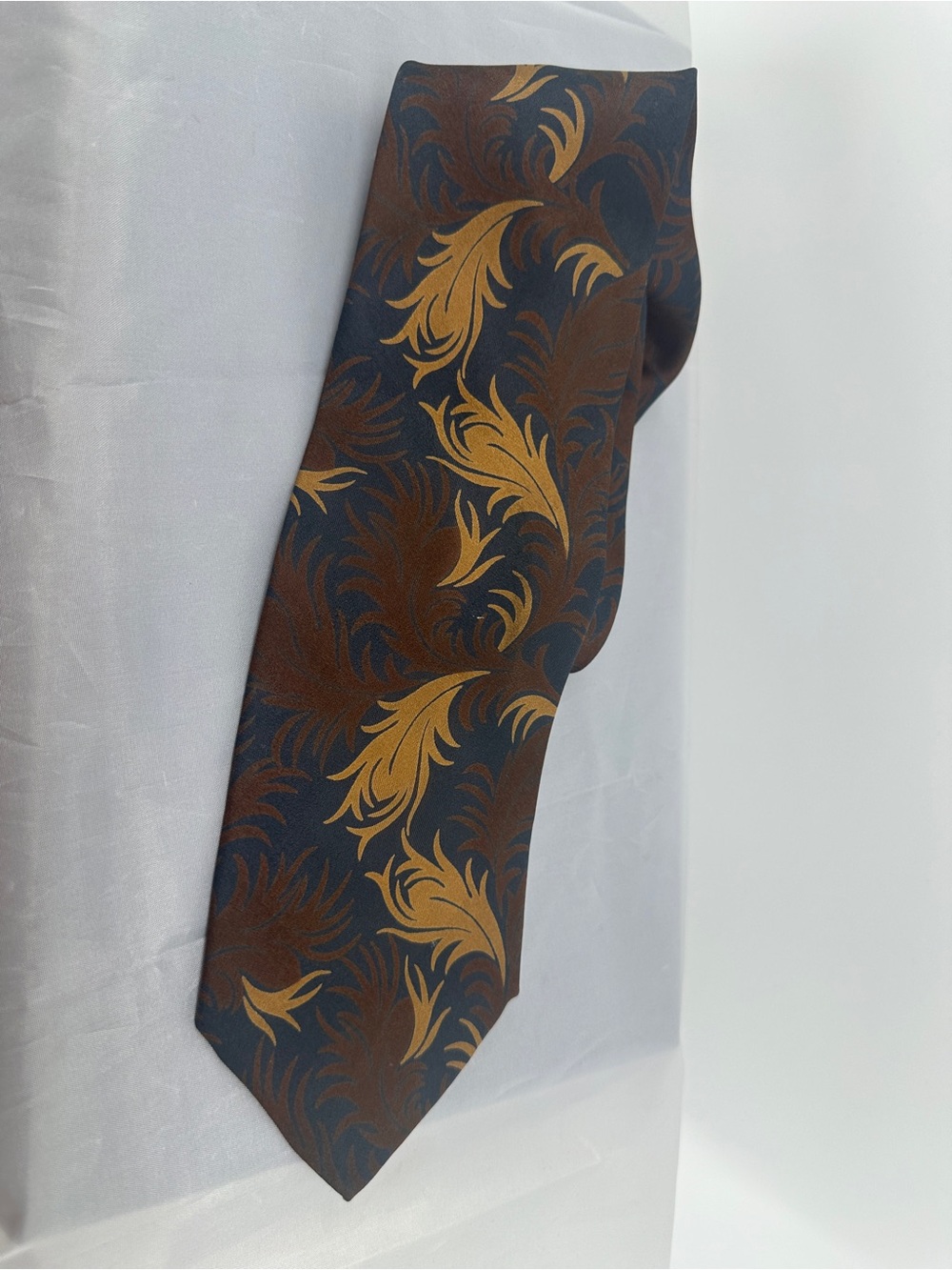 Giorgio Armani Cravatte Vintage Silk Tie
